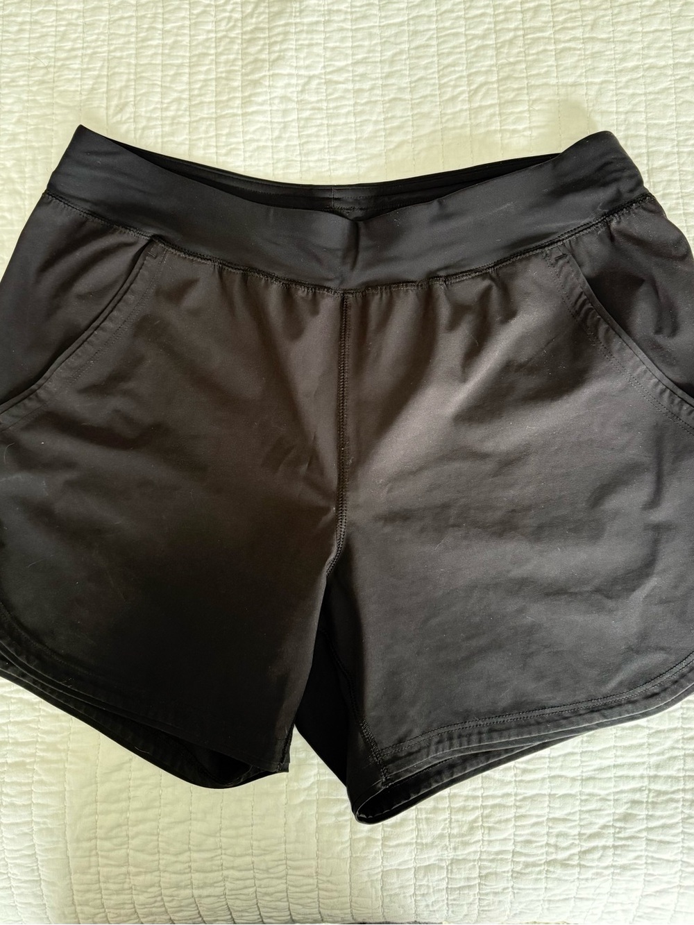 Lands' End Black Women's Athletic Shorts with Pockets